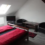 Contesa 3*